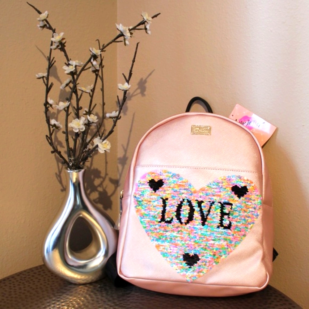 Betsey Johnson Large Pink Sequin Love Backpack NWT 💥